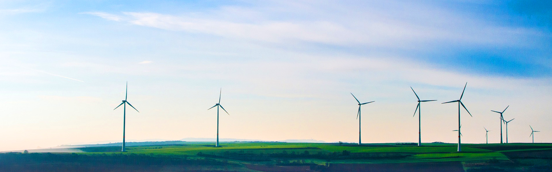 關于(yu)我(wo)們(men)